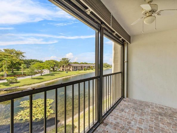3905 N Nob Hill Road 300, Sunrise FL 33351