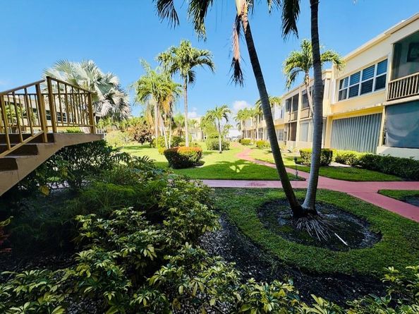1250 Atlantic Shores Blvd 110, Hallandale Beach FL 33009