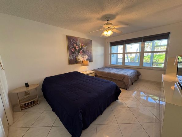 1250 Atlantic Shores Blvd 110, Hallandale Beach FL 33009