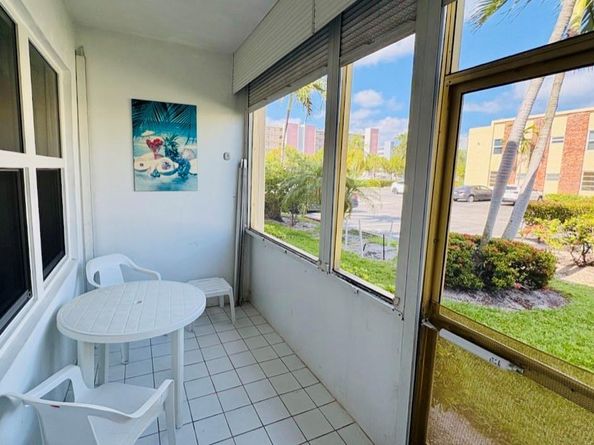 1250 Atlantic Shores Blvd 110, Hallandale Beach FL 33009