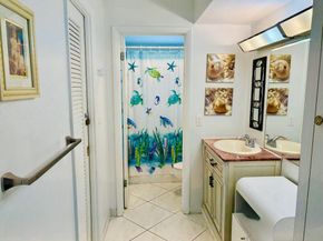 1250 Atlantic Shores Blvd 110, Hallandale Beach FL 33009