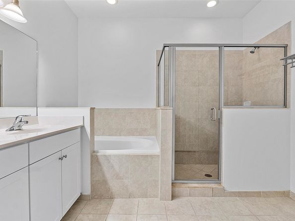 9572 Town Parc Circle North, Parkland FL 33076