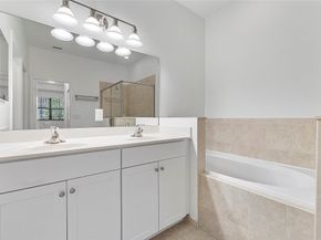 9572 Town Parc Circle North, Parkland FL 33076