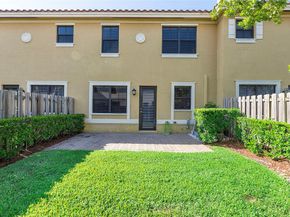 9572 Town Parc Circle North, Parkland FL 33076