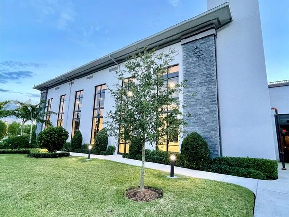 9572 Town Parc Circle North, Parkland FL 33076
