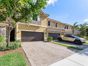 9572 Town Parc Circle North, Parkland FL 33076