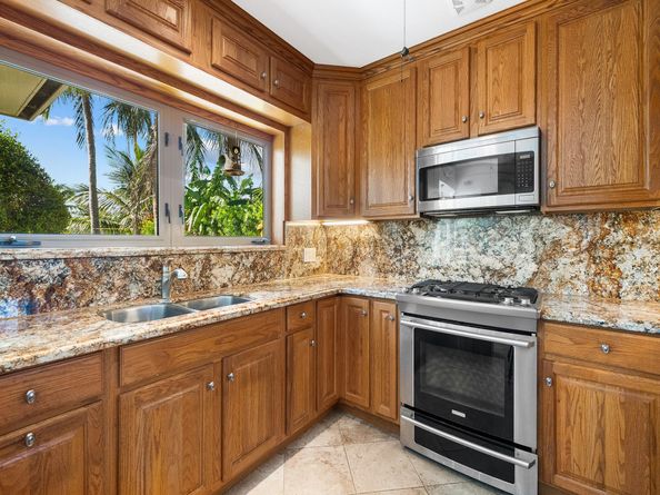 2612 Grace Dr, Fort Lauderdale FL 33316