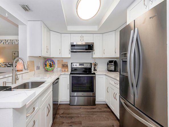89 Deer Creek Rd 104, Deerfield Beach FL 33442