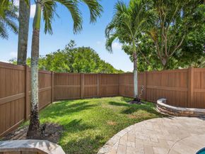 9196 Dupont Place, Wellington FL 33414