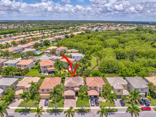 9196 Dupont Place, Wellington FL 33414