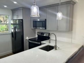 207 Tropic Isle Dr 111, Delray Beach FL 33483