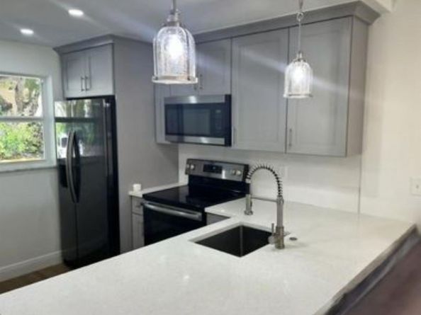 207 Tropic Isle Dr 111, Delray Beach FL 33483