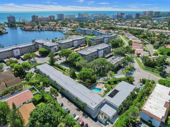207 Tropic Isle Dr