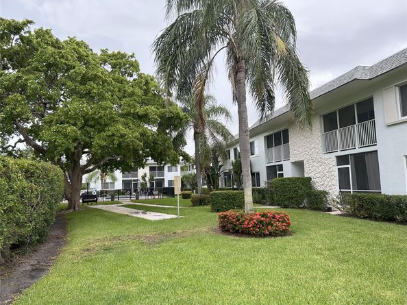 207 Tropic Isle Dr 111, Delray Beach FL 33483