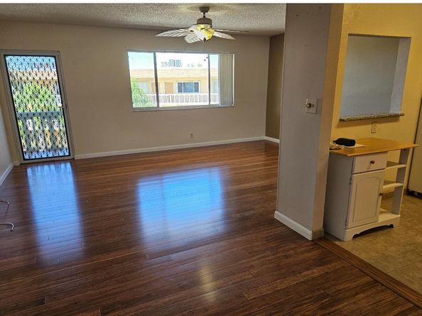 700 Village Green Court 303, Palm Springs FL 33461