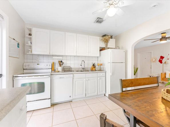 1015 Upland Rd, West Palm Beach FL 33401
