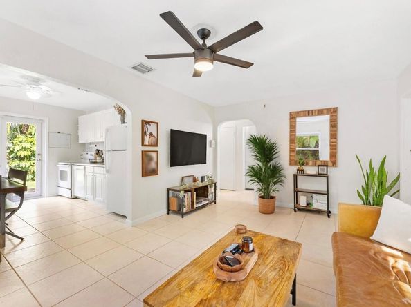1015 Upland Rd, West Palm Beach FL 33401