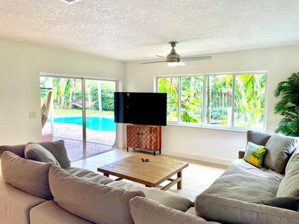 921 NW 7th Street, Boca Raton FL 33486