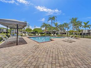9707 N New River Canal Rd 221, Plantation FL 33324