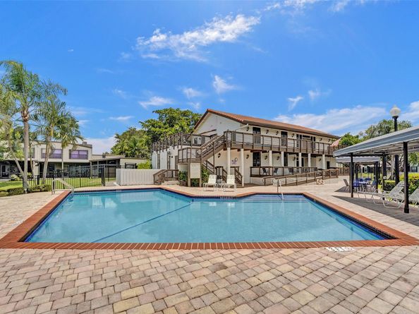 9707 N New River Canal Rd 221, Plantation FL 33324