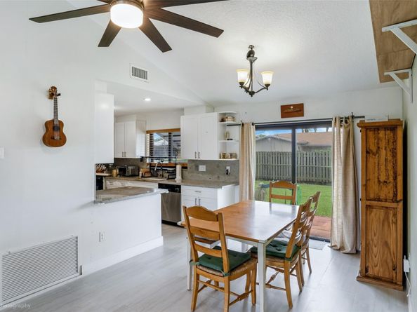 11710 NW 31st St, Sunrise FL 33323