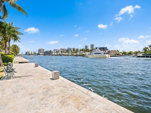 2898 NE 26th St, Fort Lauderdale FL 33305