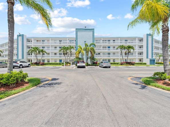 3082 Exeter 3082, Boca Raton FL 33434