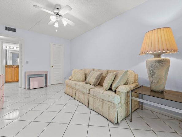 3082 Exeter 3082, Boca Raton FL 33434