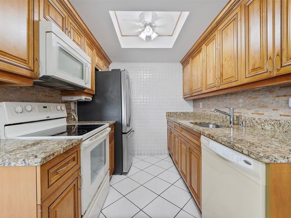 3082 Exeter 3082, Boca Raton FL 33434