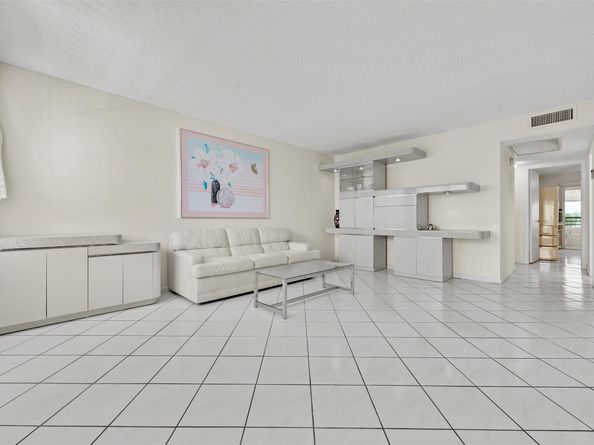 3082 Exeter 3082, Boca Raton FL 33434