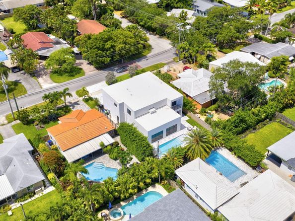 1807 NE 18th Street, Fort Lauderdale FL 33305