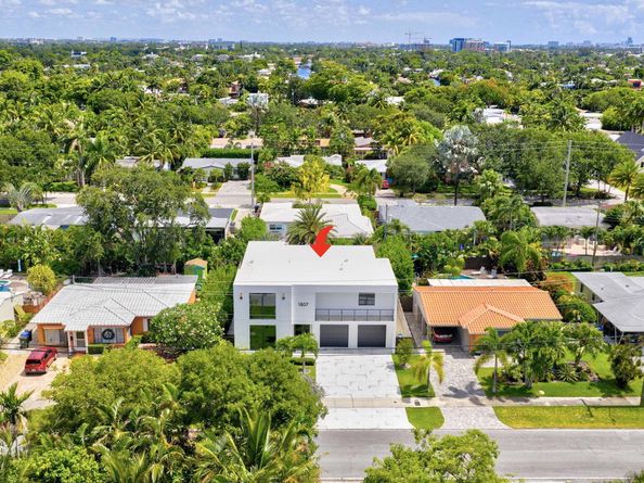 1807 NE 18th Street, Fort Lauderdale FL 33305