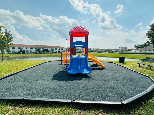 5012 Genove Pl Place, Riviera Beach FL 33410