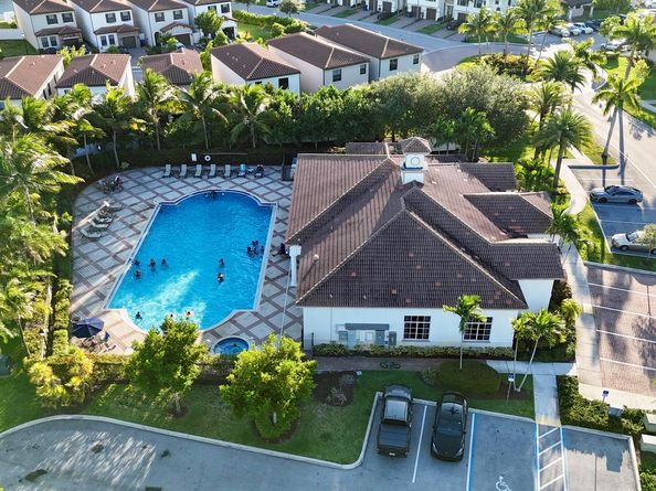 5012 Genove Pl Place, Riviera Beach FL 33410