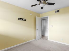 115 Lake Emerald Dr 307, Oakland Park FL 33309