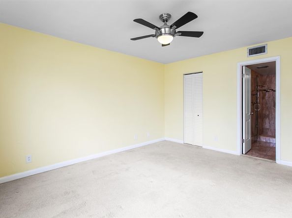 115 Lake Emerald Dr 307, Oakland Park FL 33309