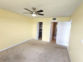 115 Lake Emerald Dr 307, Oakland Park FL 33309