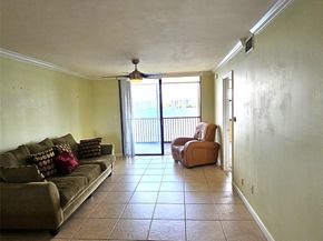 115 Lake Emerald Dr 307, Oakland Park FL 33309