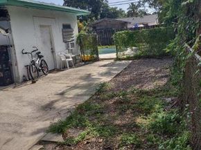 1464 SW 28th Way, Fort Lauderdale FL 33312