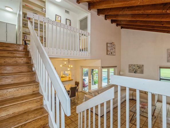 1400 W Sandpiper Cir, Pembroke Pines FL 33026