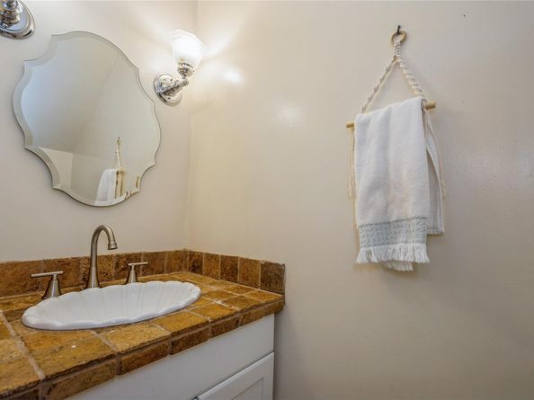 1400 W Sandpiper Cir, Pembroke Pines FL 33026