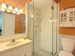 4331 NW 16th St 103 D, Fort Lauderdale FL 33313