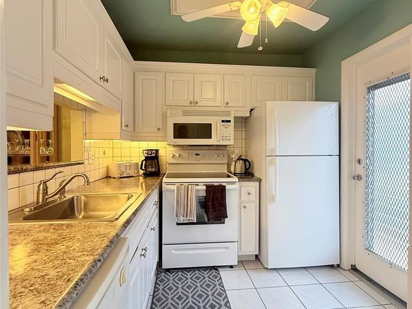 4331 NW 16th St 103 D, Fort Lauderdale FL 33313