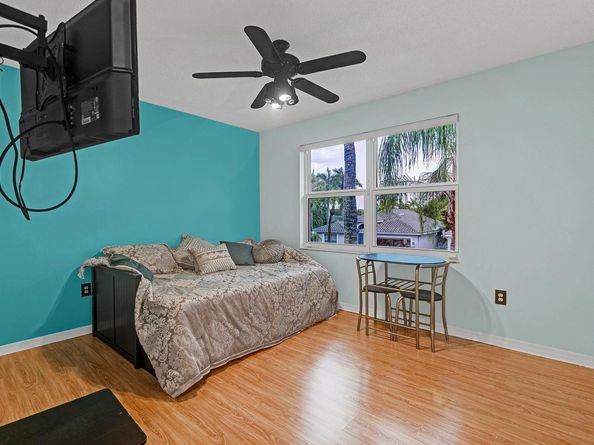 11876 NW 55th St, Coral Springs FL 33076
