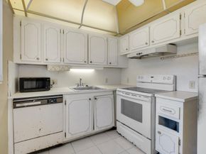 47 Preston B, Boca Raton FL 33434