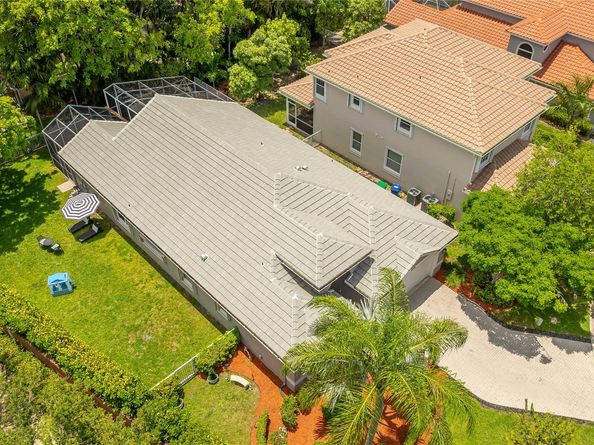 11972 Glenmore Dr, Coral Springs FL 33071