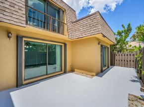 1204 Waterview Circle, Palm Springs FL 33461