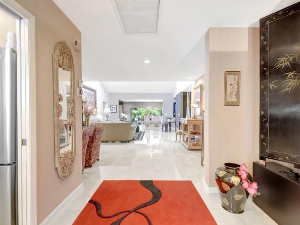 79 Hampshire Lane, Boynton Beach FL 33436
