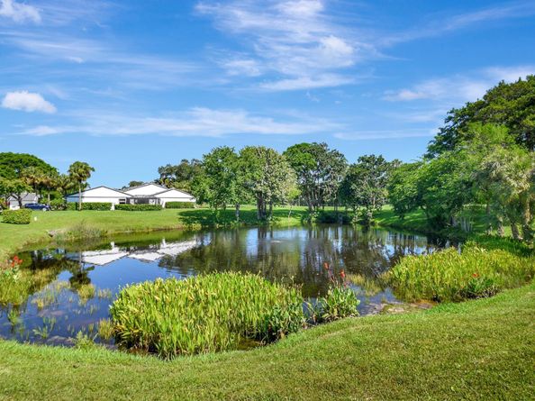 79 Hampshire Lane, Boynton Beach FL 33436
