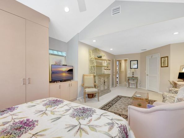 79 Hampshire Lane, Boynton Beach FL 33436